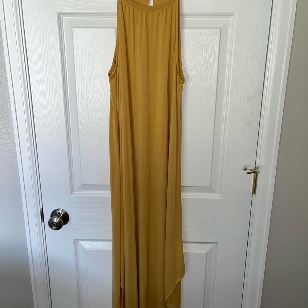 Sun dresses - Picture 2 of 2